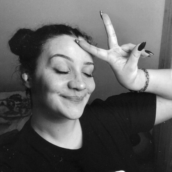 profil-eloise-scaled-blackwhite